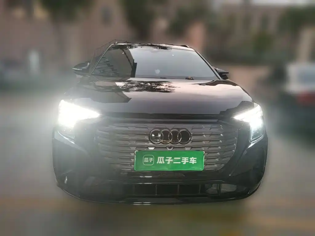 Audi Q5 e-tron — миниатюра 2