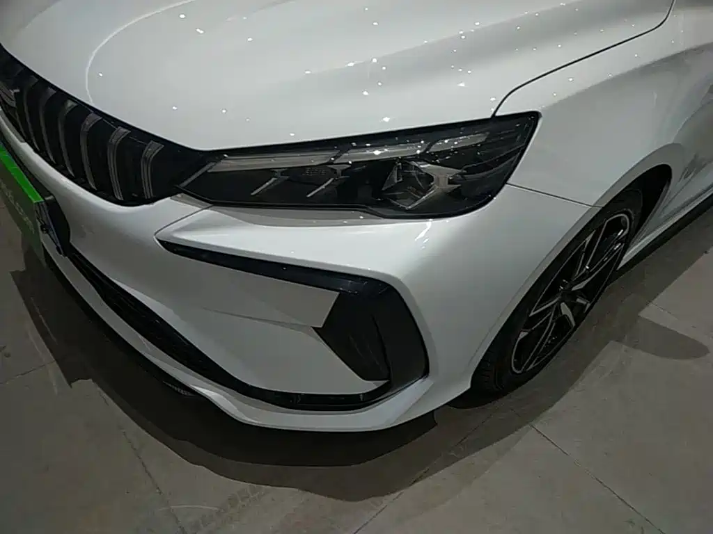 Geely Binrui — миниатюра 24