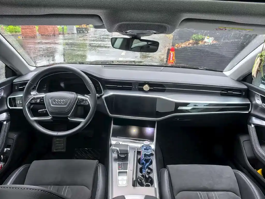 Audi A7L 2024 45TFSI S-line