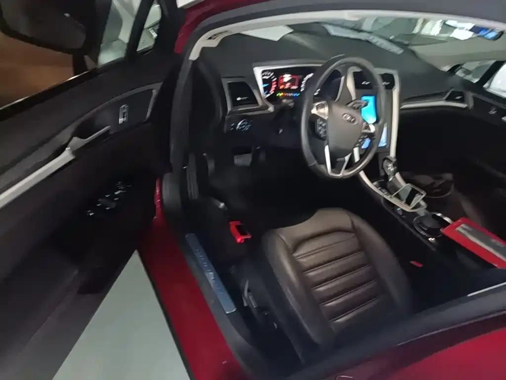 Ford Mondeo — миниатюра 16