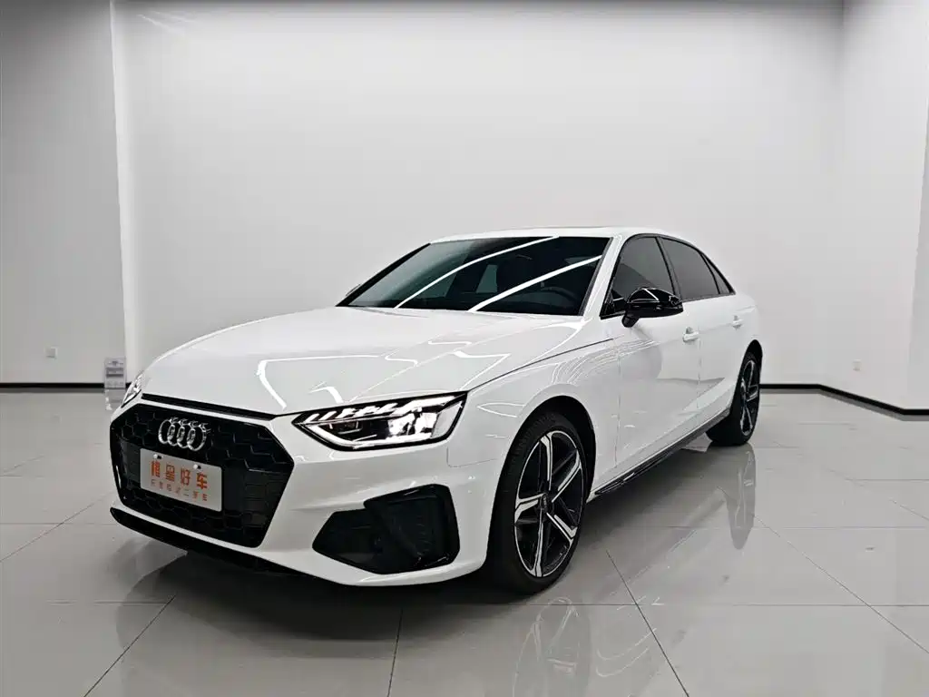 奥迪A4L 2025款 200万辆悦享版 40 TFSI 豪华动感型 2025