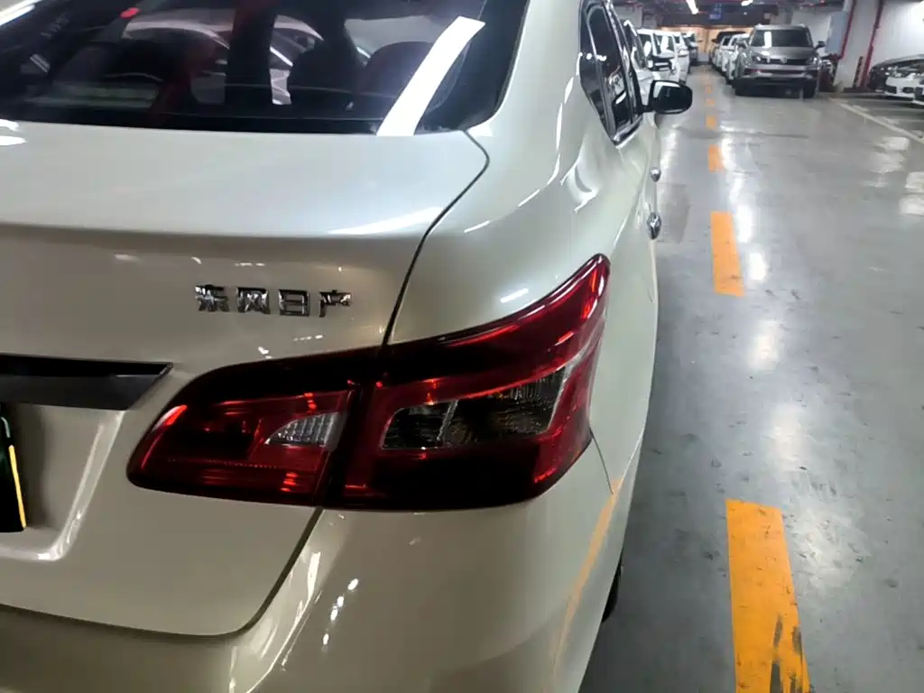 Nissan Sylphy — миниатюра 8