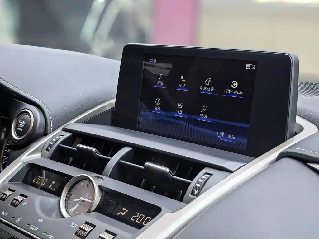Lexus NX — миниатюра 24
