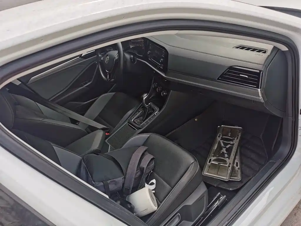 Volkswagen Sagitar — миниатюра 9