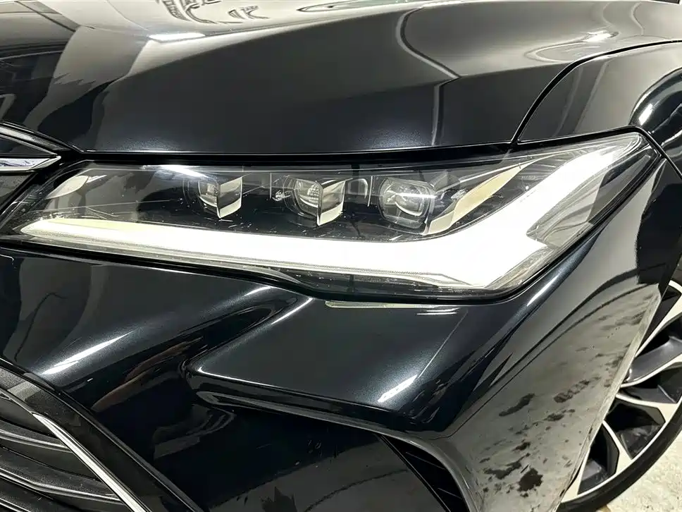 Toyota Avalon — миниатюра 14