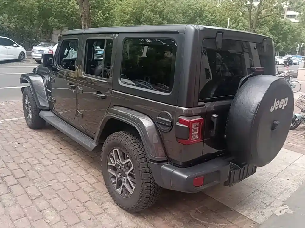 Jeep Wrangler — миниатюра 5