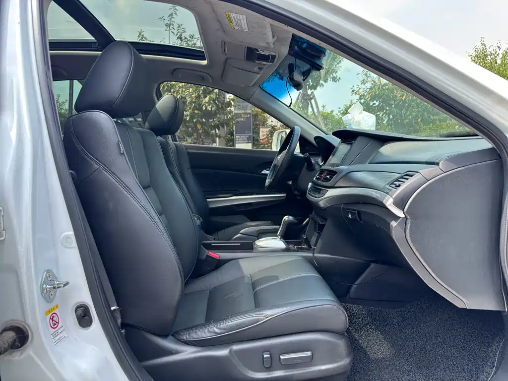 Honda Crosstour — миниатюра 9