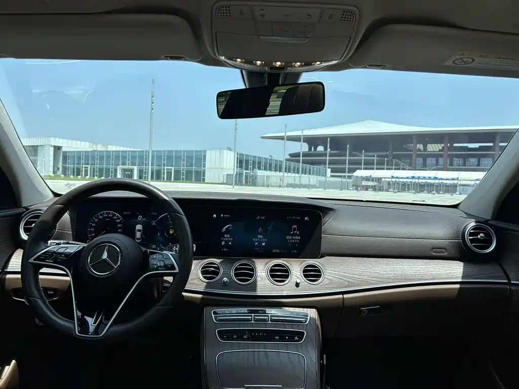 Mercedes-Benz E-Class E 2021 E 300 L Fashion