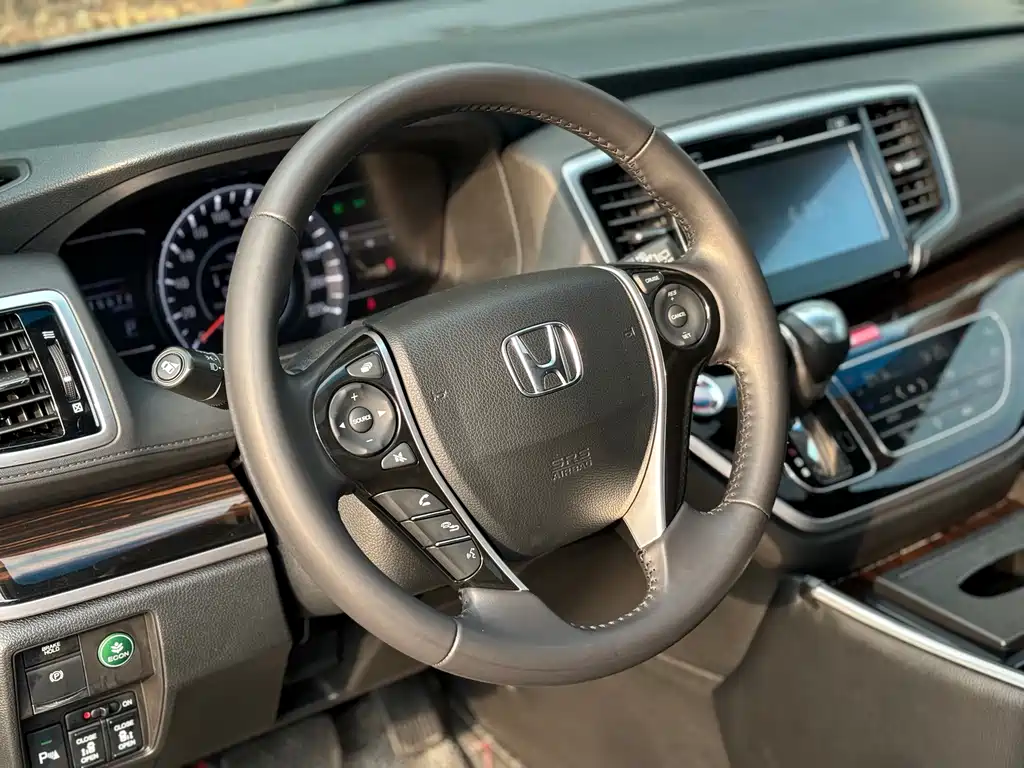 Honda Odyssey — миниатюра 6