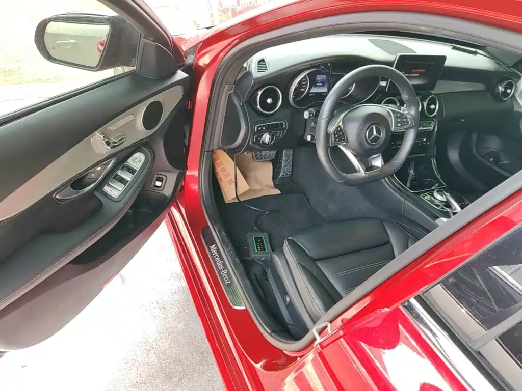 Mercedes-Benz C-Class — миниатюра 16