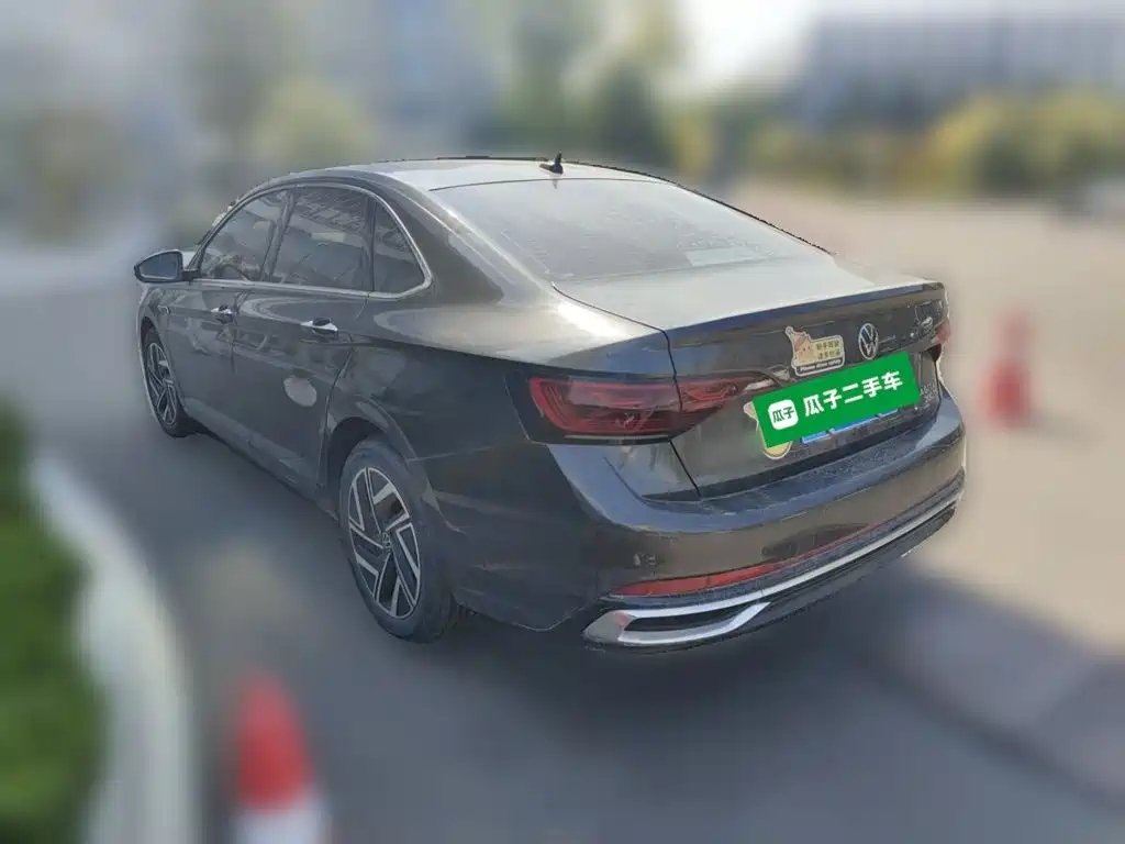Volkswagen Sagitar — миниатюра 25