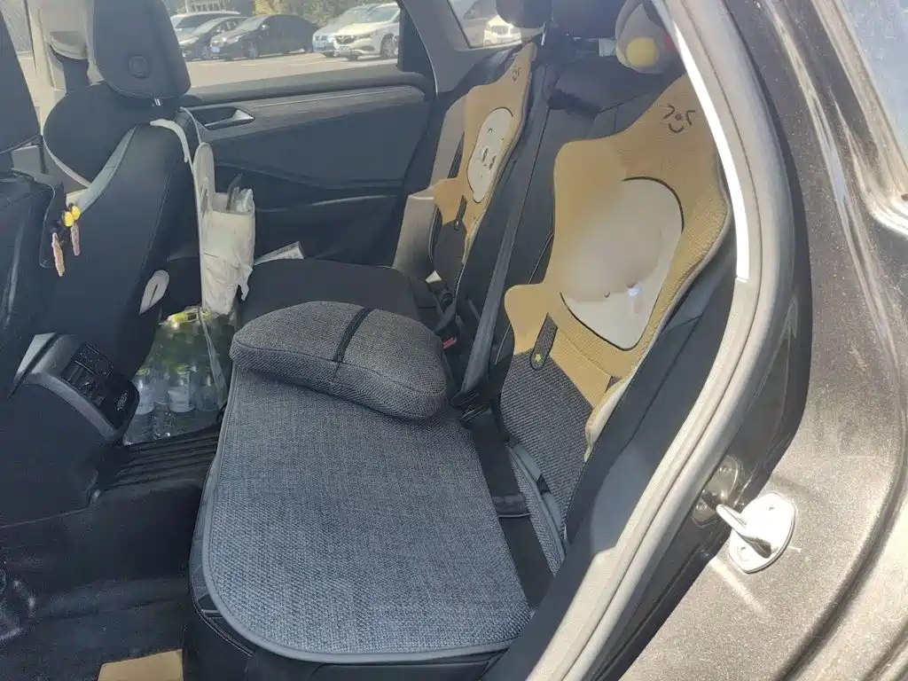 Volkswagen Sagitar — миниатюра 15