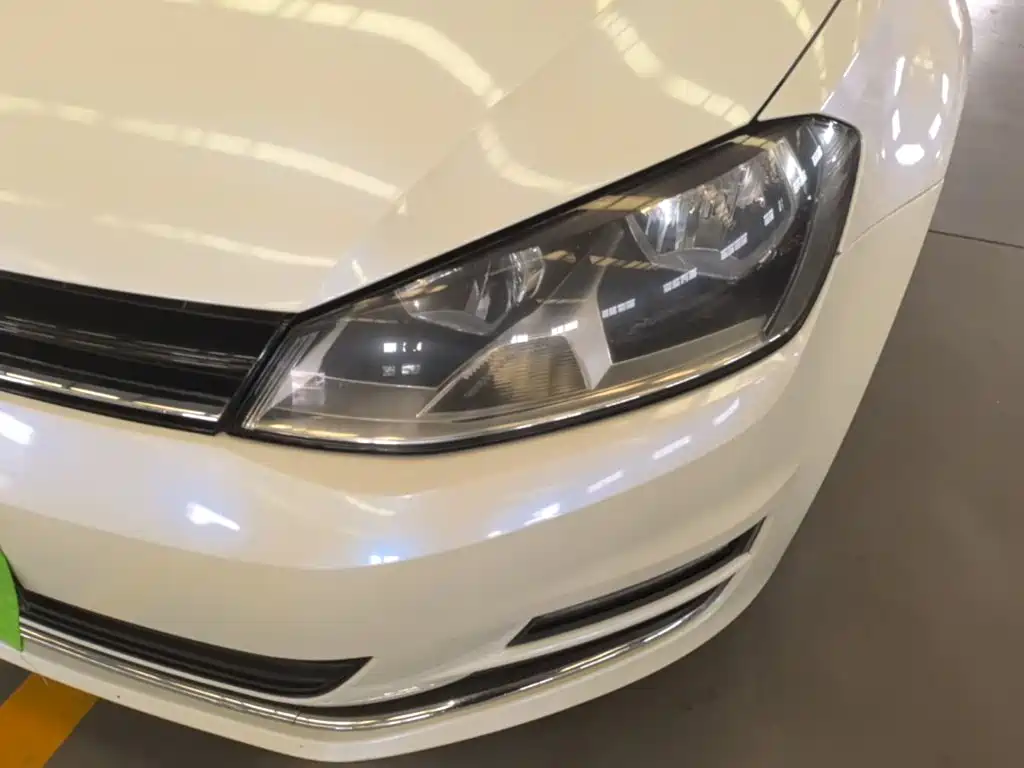 Volkswagen Golf — миниатюра 24