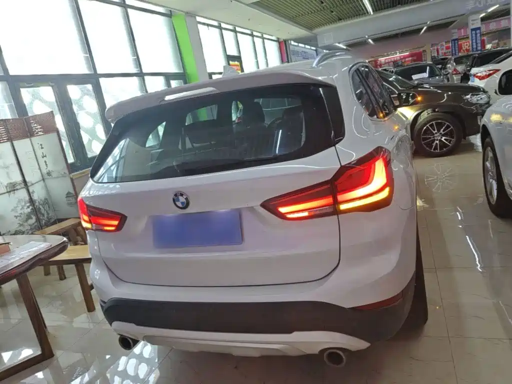 BMW X1 — миниатюра 6