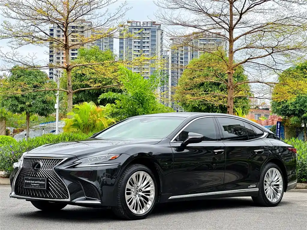 Lexus LS 2018 500h Executive VI