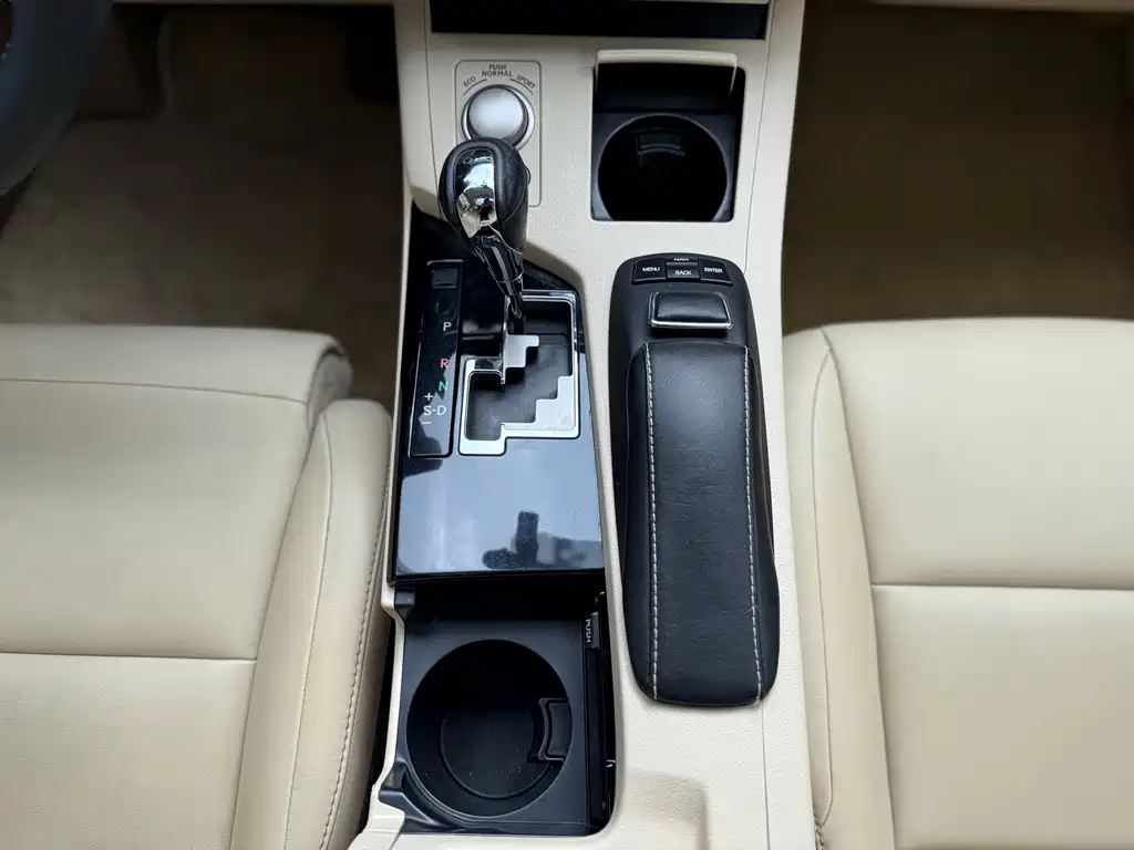 Lexus ES — миниатюра 19