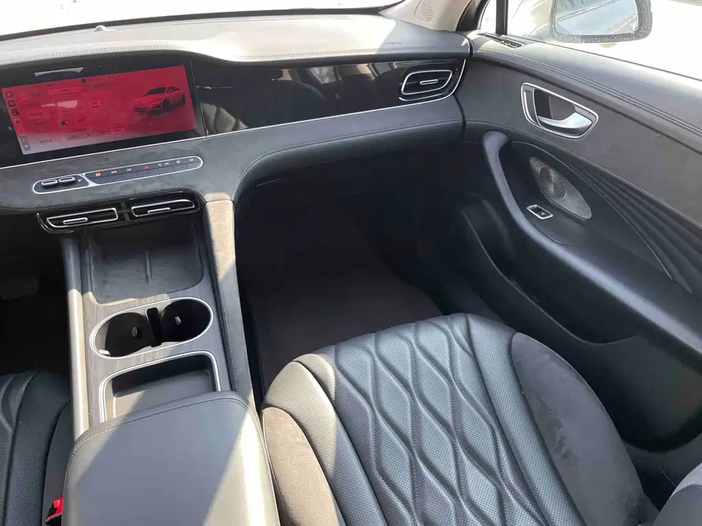 Roewe D7 — миниатюра 15