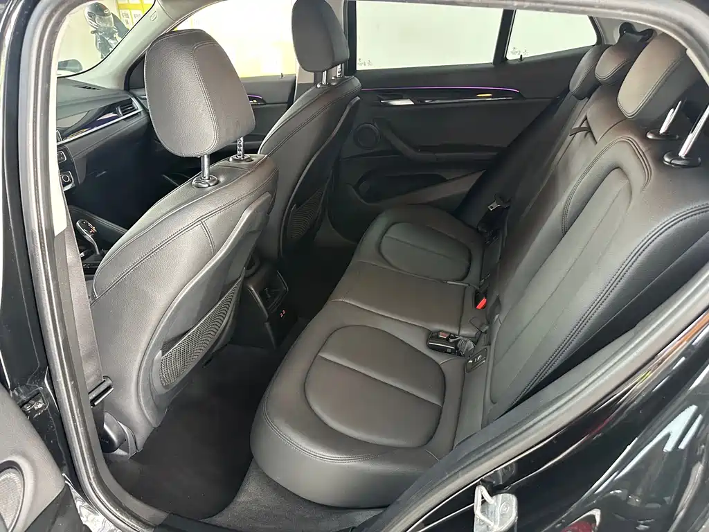 BMW X2 (Import) — миниатюра 5