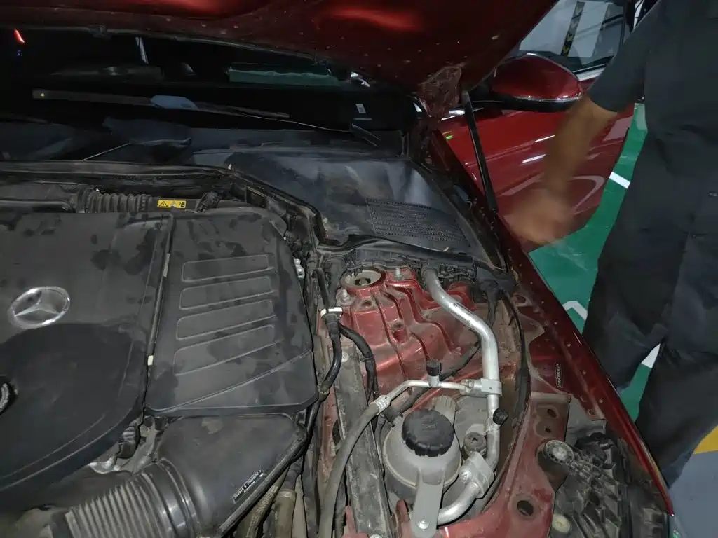 Mercedes-Benz C-Class — миниатюра 21