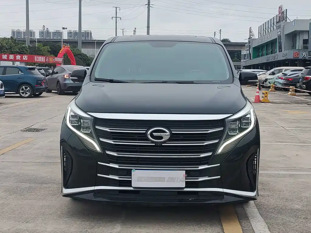 GAC TRUMPCHI M8