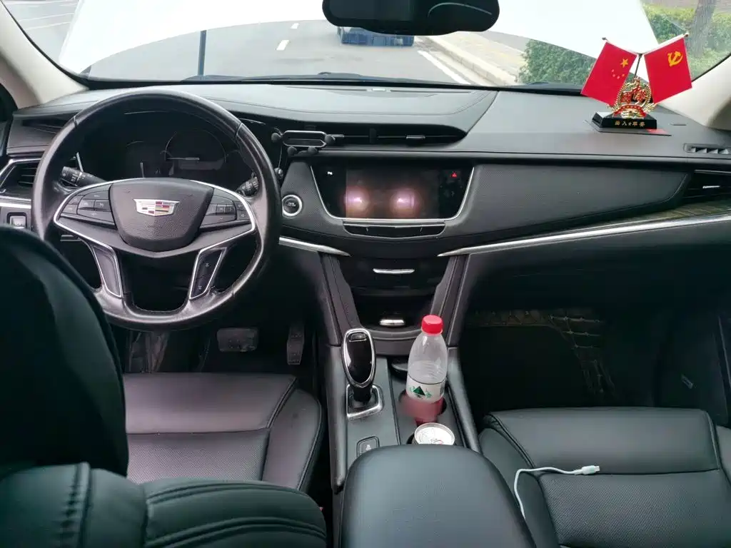 Cadillac XT5 — миниатюра 10