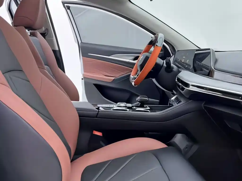 Changan Eado — миниатюра 6