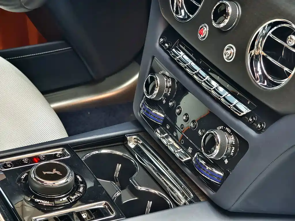 Rolls-Royce Ghost — миниатюра 7