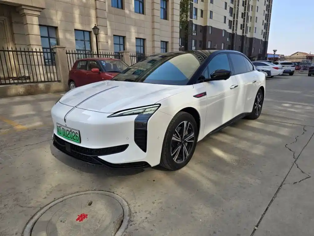 Hongqi Hongqi EH7 — миниатюра 2