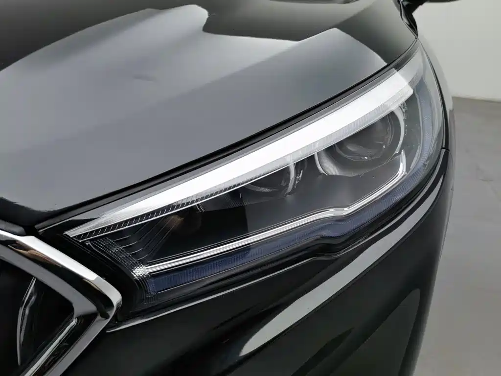 Hongqi Hongqi H5 — миниатюра 7