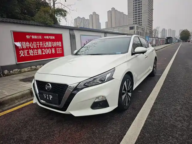NISSAN TEANA
