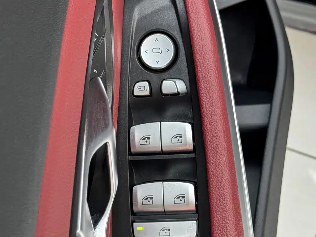 BMW 3 Series — миниатюра 12