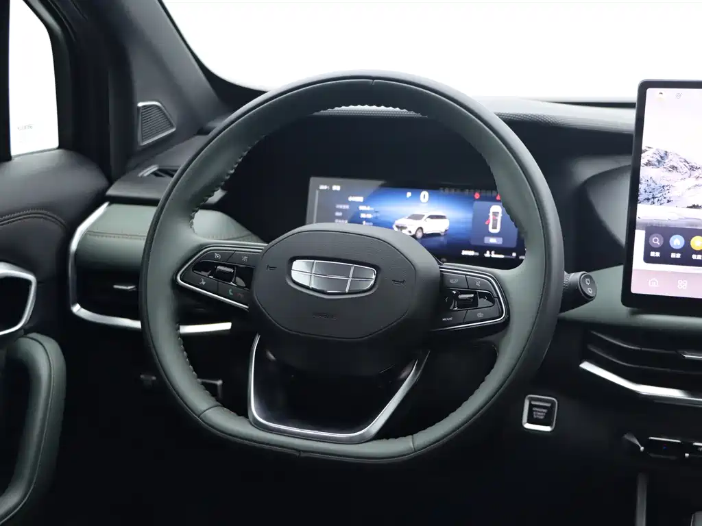 Geely Haoyue L — миниатюра 17
