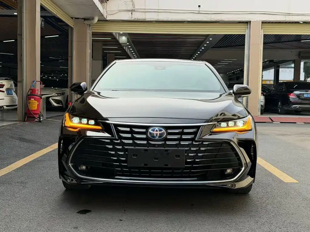 Toyota Avalon — миниатюра 2