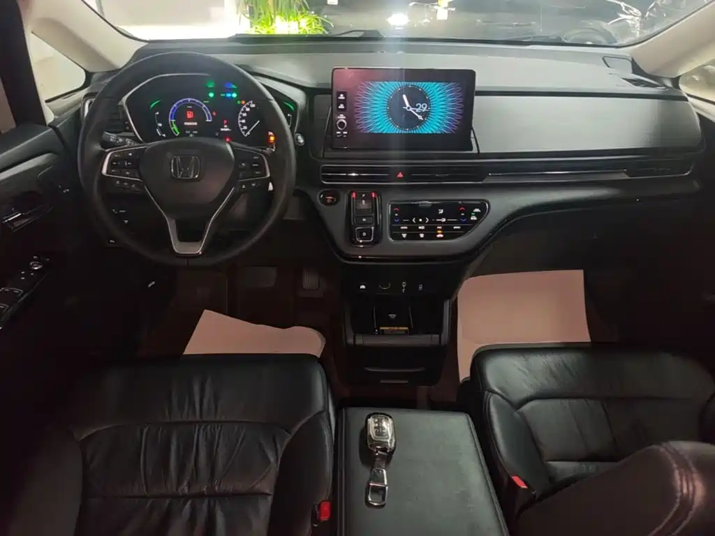 Honda Elysion — миниатюра 10