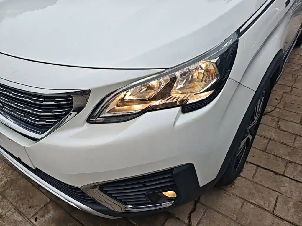 Peugeot 5008 — миниатюра 24
