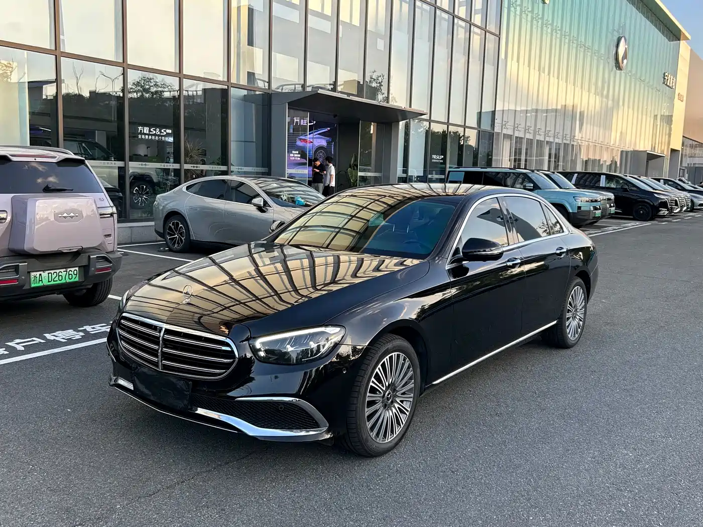 奔驰E级 2022款 E 300 L 时尚型 2023