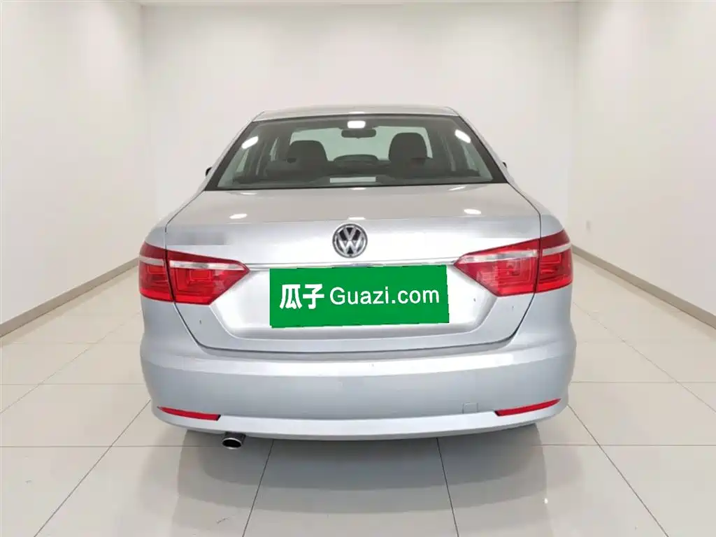 Volkswagen Lavida 2013 1.6L MT