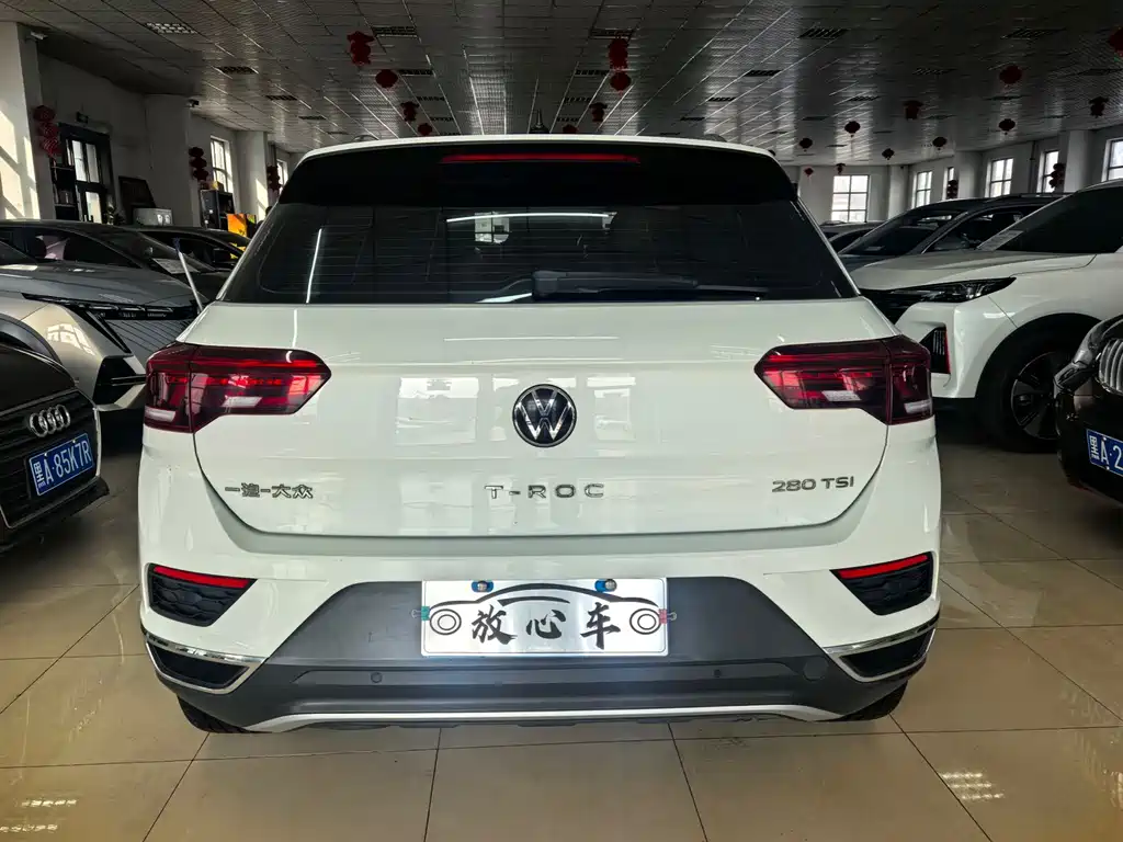 VOLKSWAGEN T ROC EXPLORING SONGS