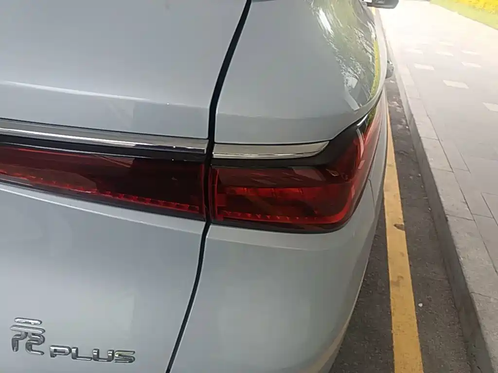 BYD Yuan Plus — миниатюра 8