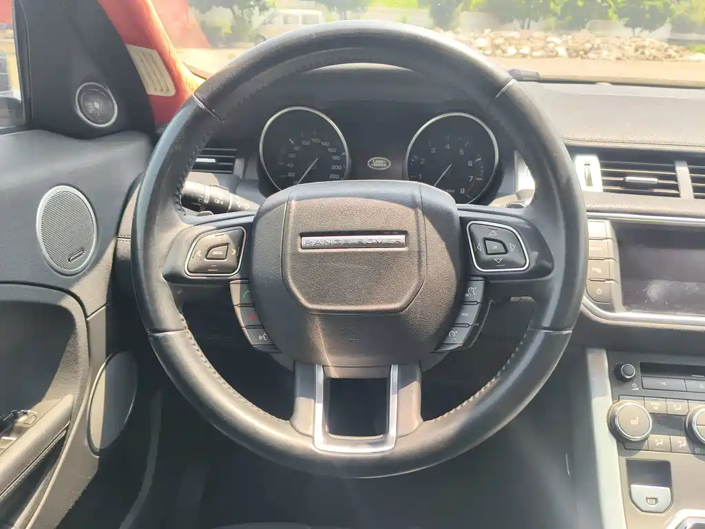 Land Rover Evoque (Import) — миниатюра 15