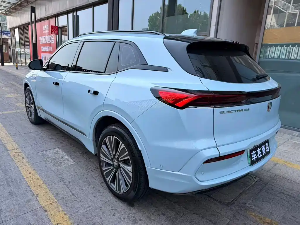 Buick E5 — миниатюра 13