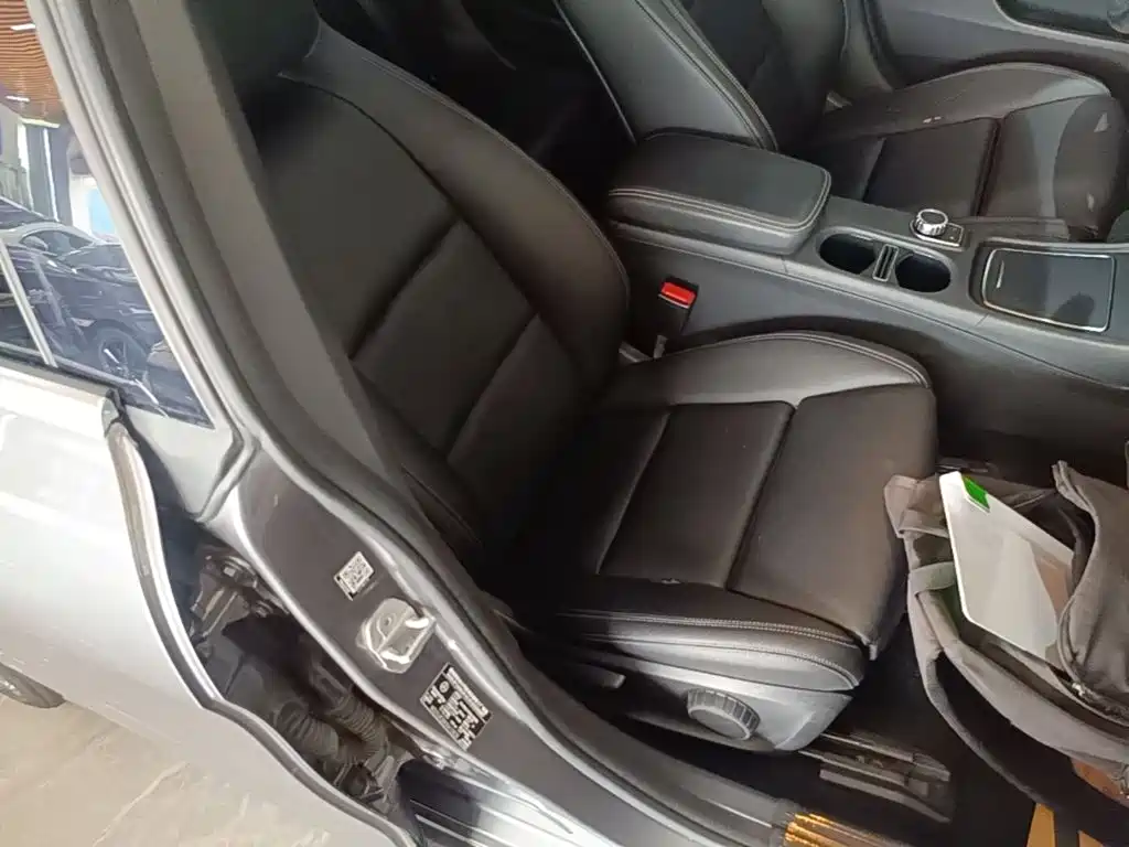 Mercedes-Benz CLA (Import) — миниатюра 25