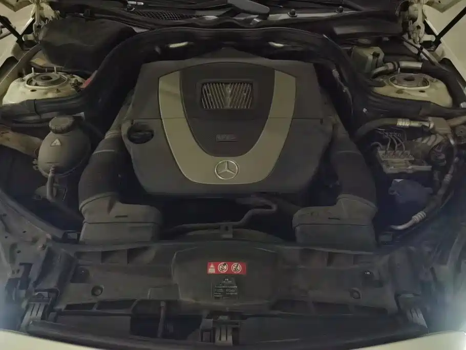 Mercedes-Benz E-Class — миниатюра 10