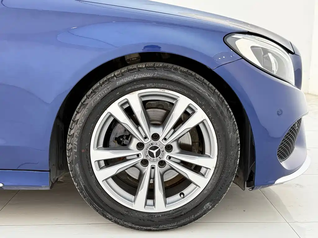 Mercedes-Benz C-Class - фото 5