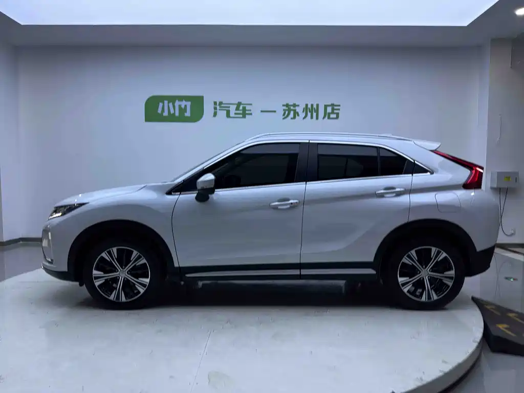 Mitsubishi Eclipse Cross — миниатюра 7
