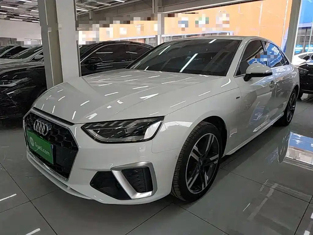Купить Audi A4L
