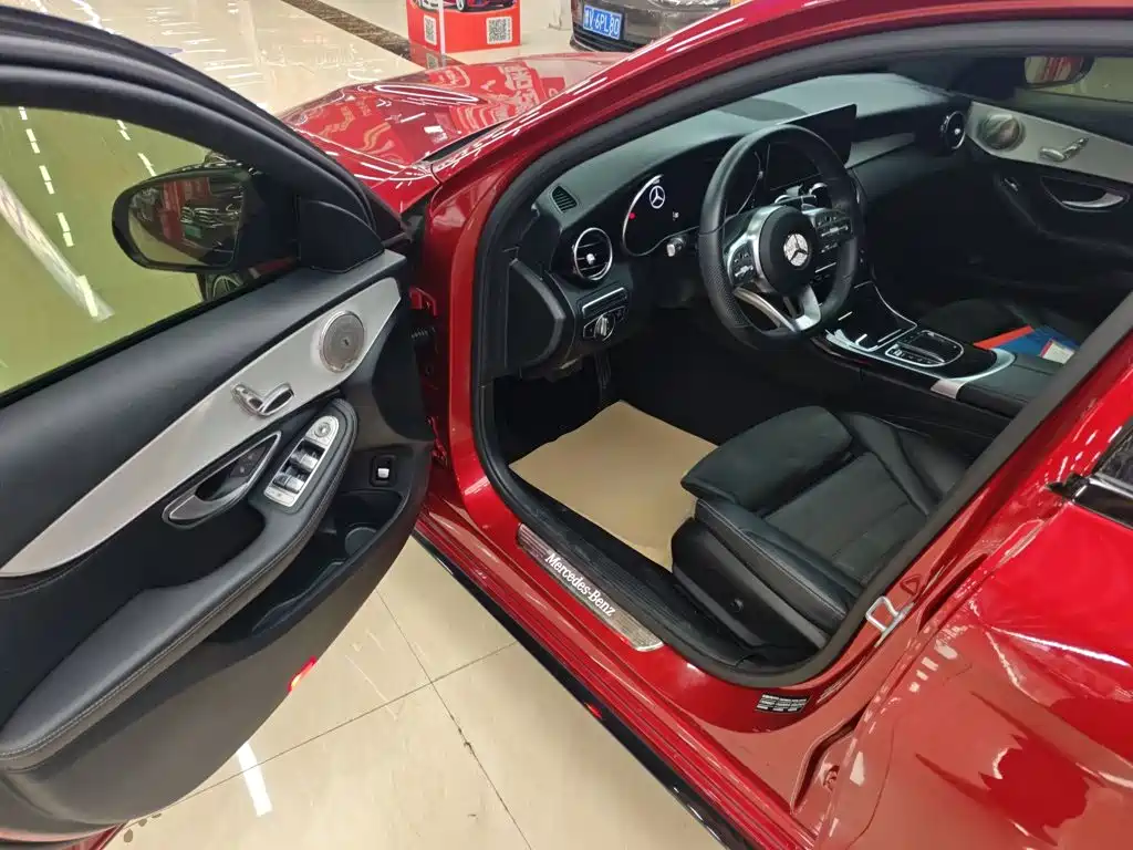Mercedes-Benz C-Class — миниатюра 12