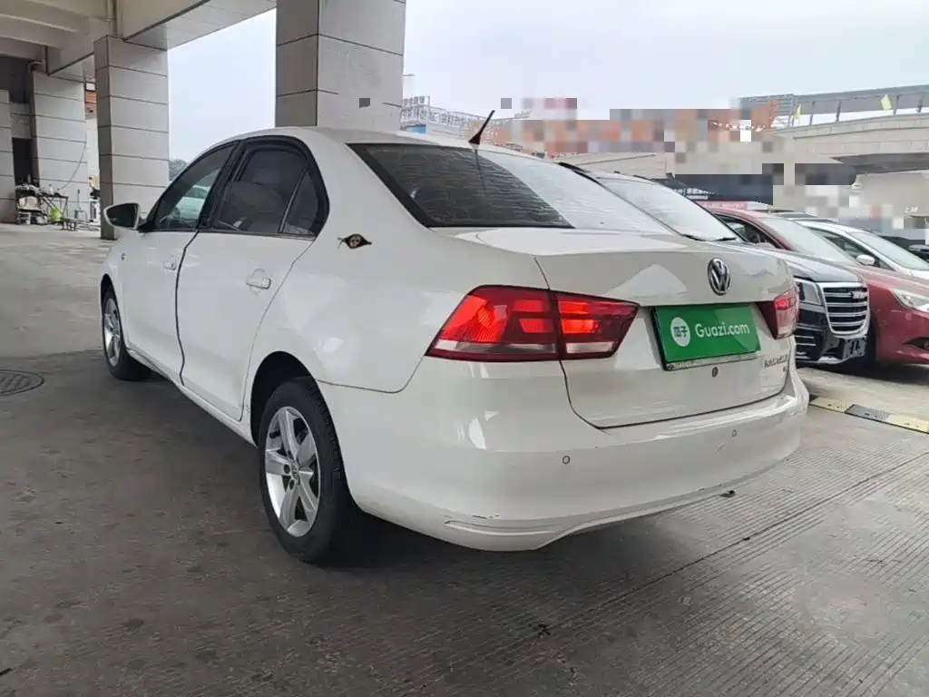 Volkswagen Santana — миниатюра 5