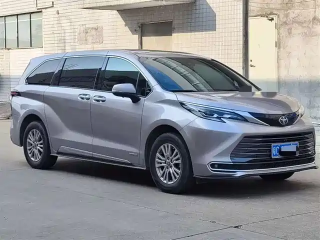 TOYOTA SIENNA 2022