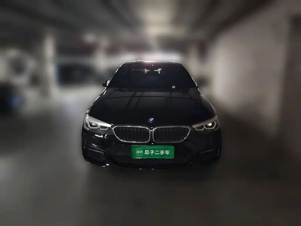 BMW 5 Series — миниатюра 23